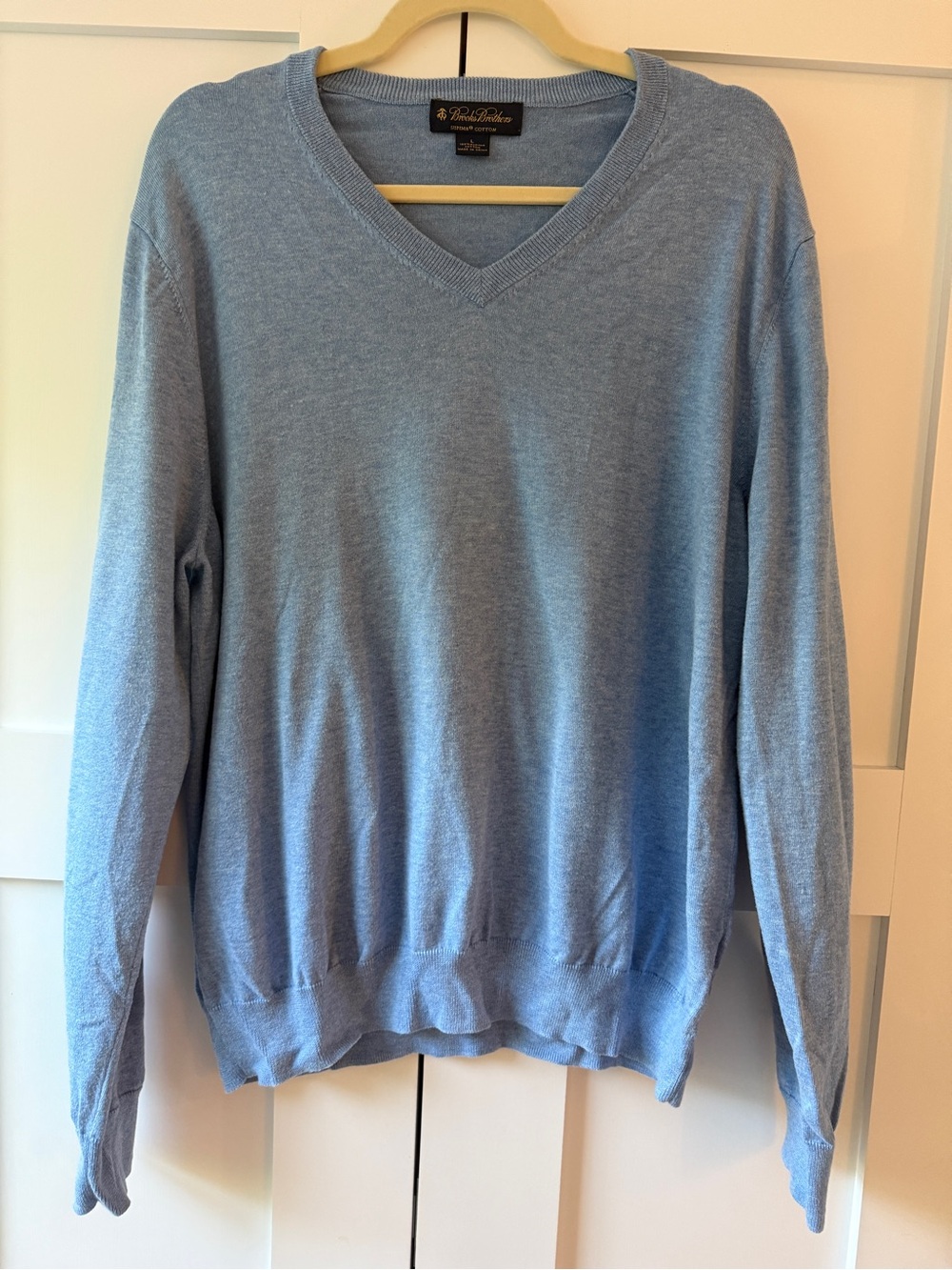 Brooks Brothers Men's Light Blue V-Neck Sweater